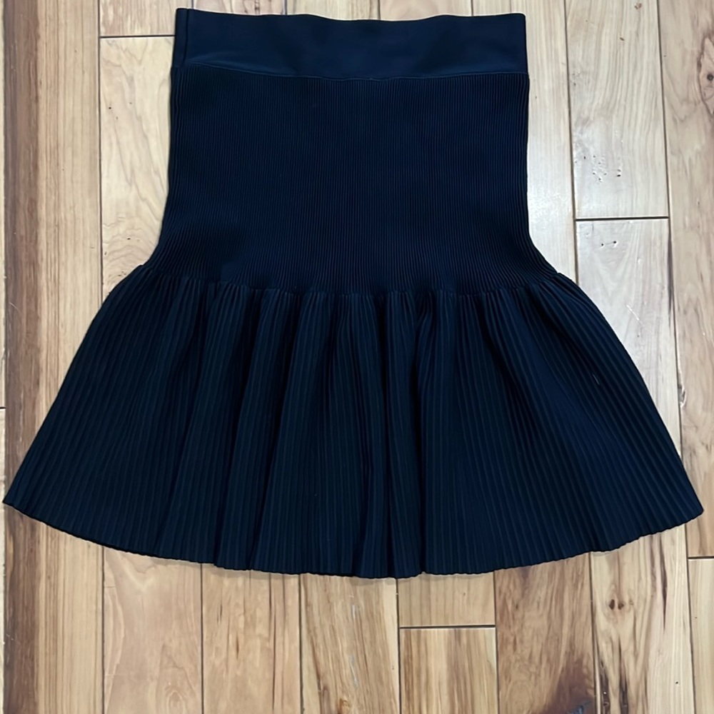 BCBG Max Azria knit mini skirt.